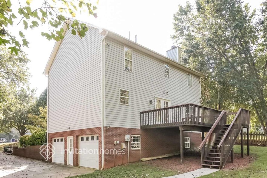 Building Photo - 4153 Benton Creek Dr