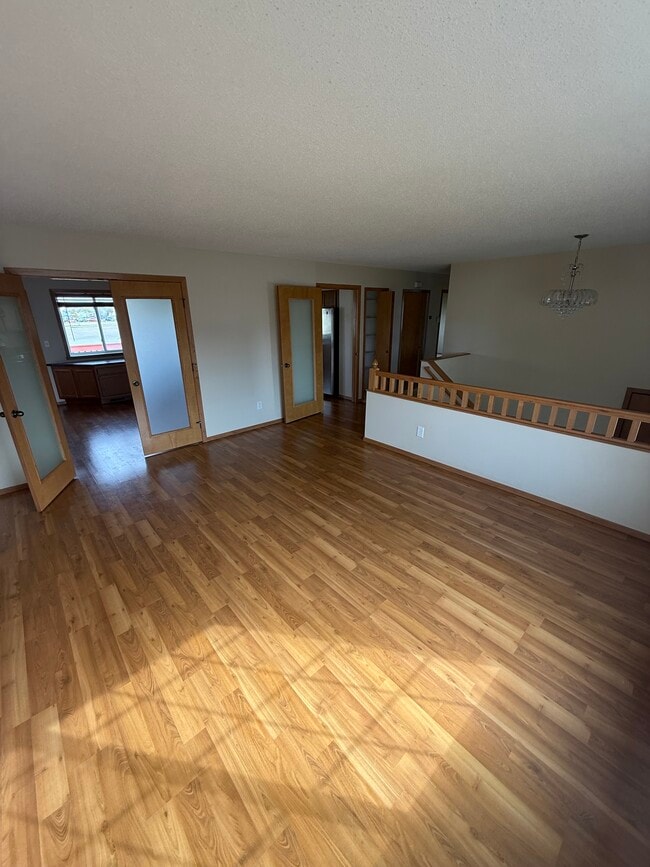 Building Photo - 6020 Bennett Ct S