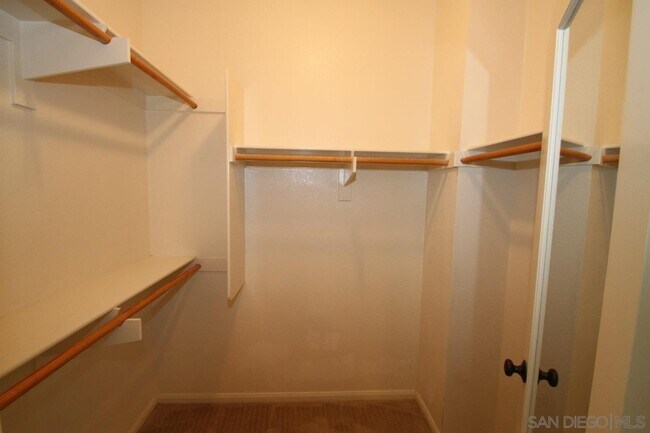 Building Photo - 15116 Cross Stone Dr
