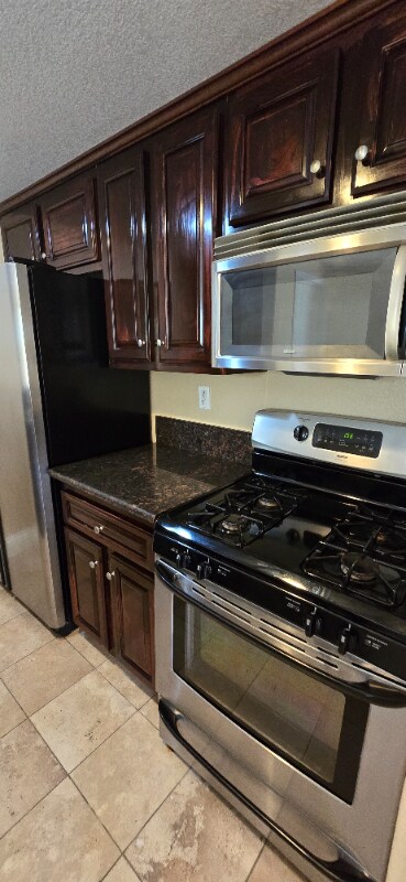 Building Photo - 3965 Nobel Dr