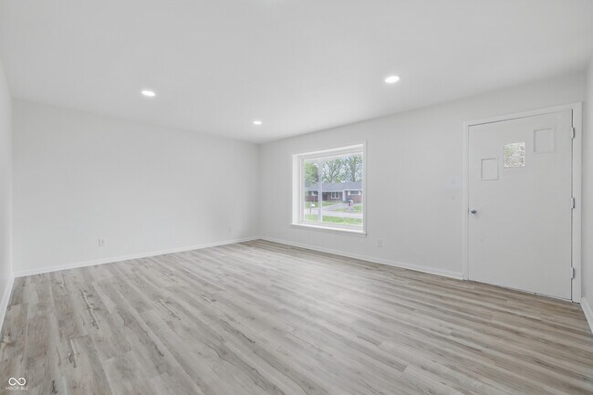 Building Photo - 1116 Heatherwood Dr