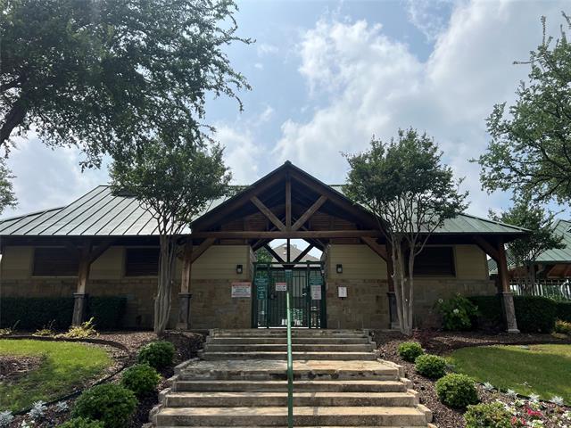 Building Photo - 1320 Lackley Dr