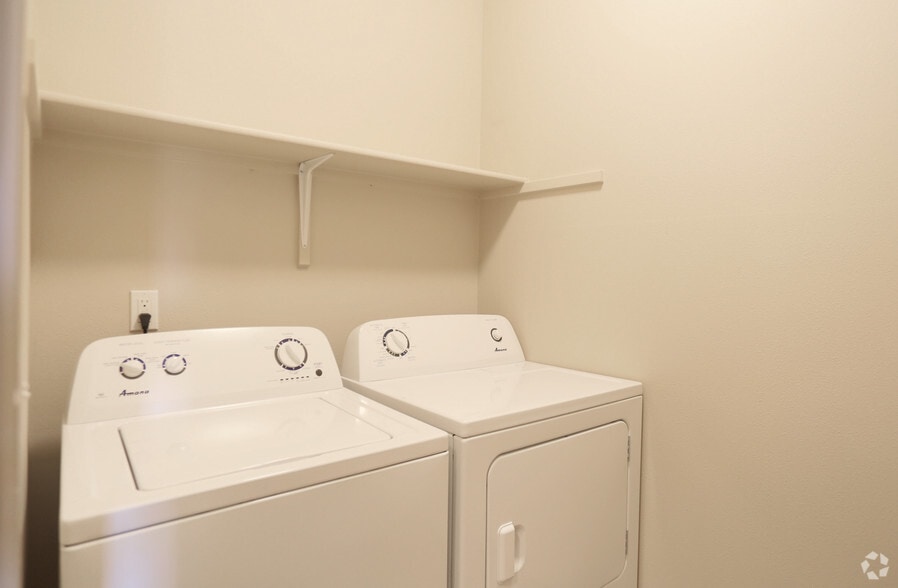 Interior Photo - River Ridge Apartments