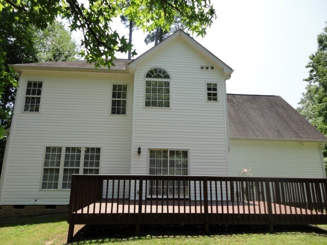 Building Photo - 347 Mockingbird Ln