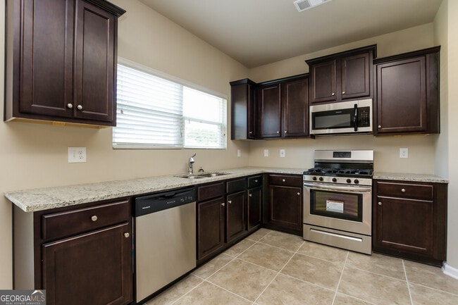 Building Photo - 106 Bradford Ct