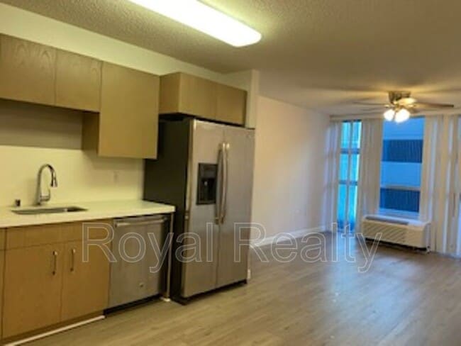 Building Photo - 7000 Hawaii Kai Dr