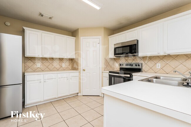 Building Photo - 20114 Fort Stanton Dr