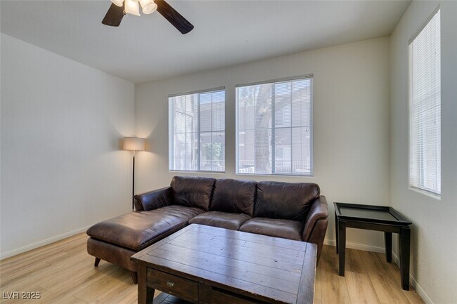 Building Photo - 10220 Delray Beach Ave