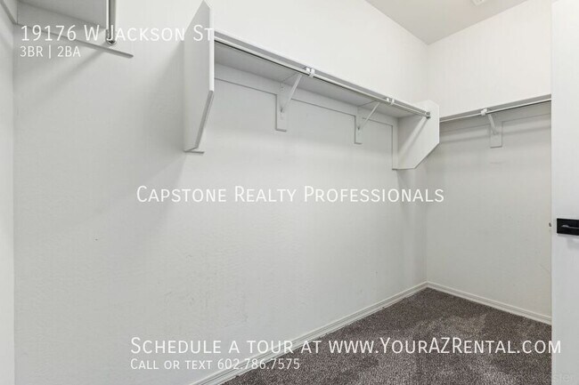 Building Photo - 19176 W Jackson St