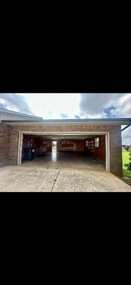 Building Photo - 189 Doe Trail Ln