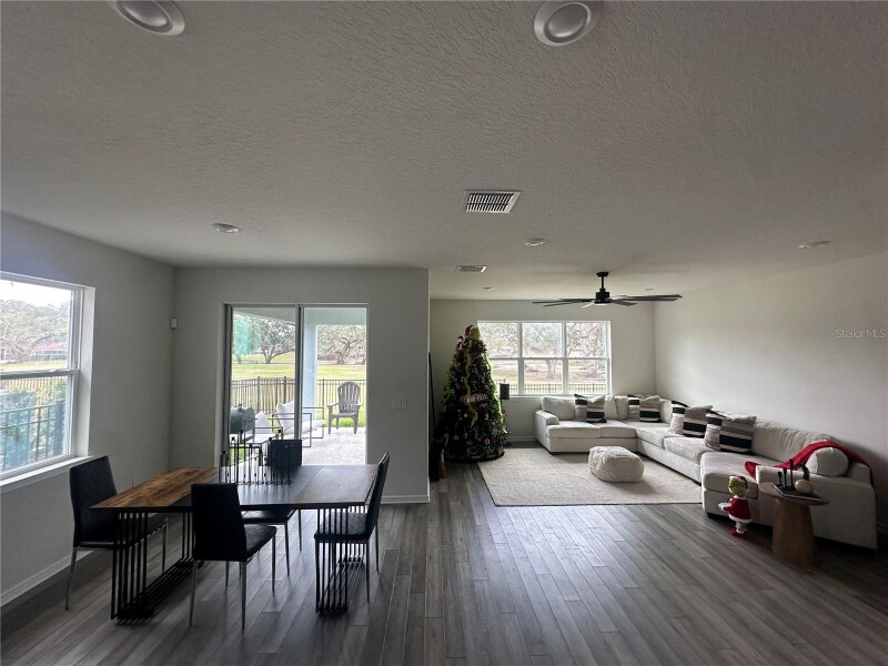 Building Photo - 36887 Highland Mdws Ct