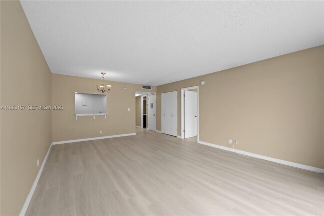 Building Photo - 16740 NE 9th Ave