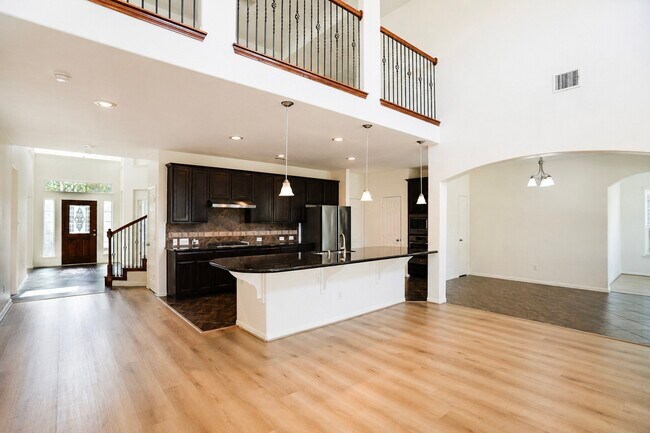 Building Photo - 3303 Belmont River Ln