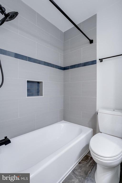 Building Photo - 5728 Evergreen Knoll Ct