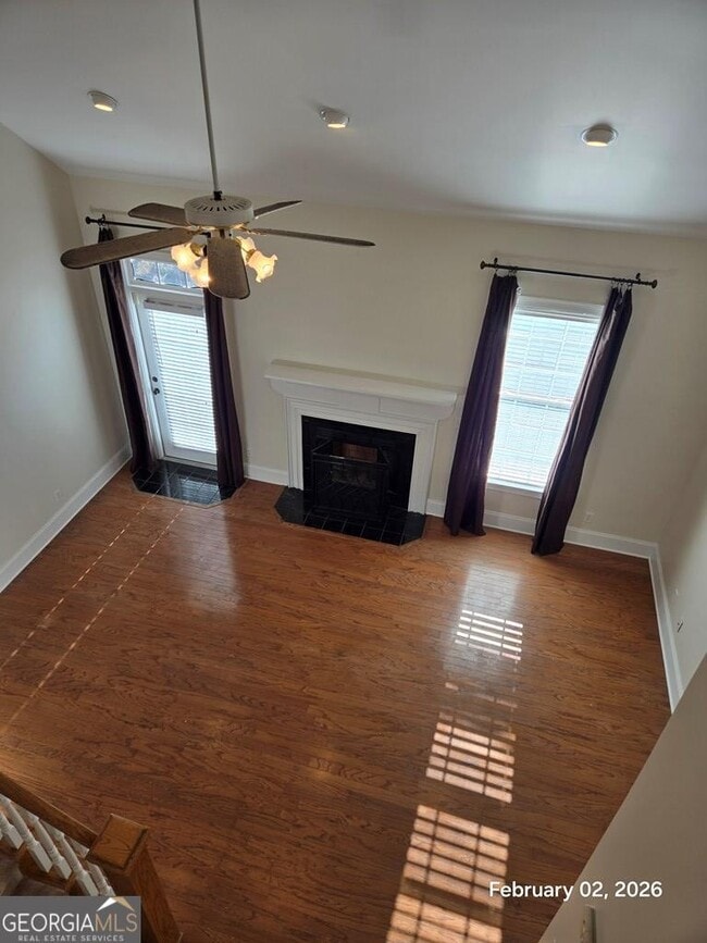 Building Photo - 112 Fox Fire Ct