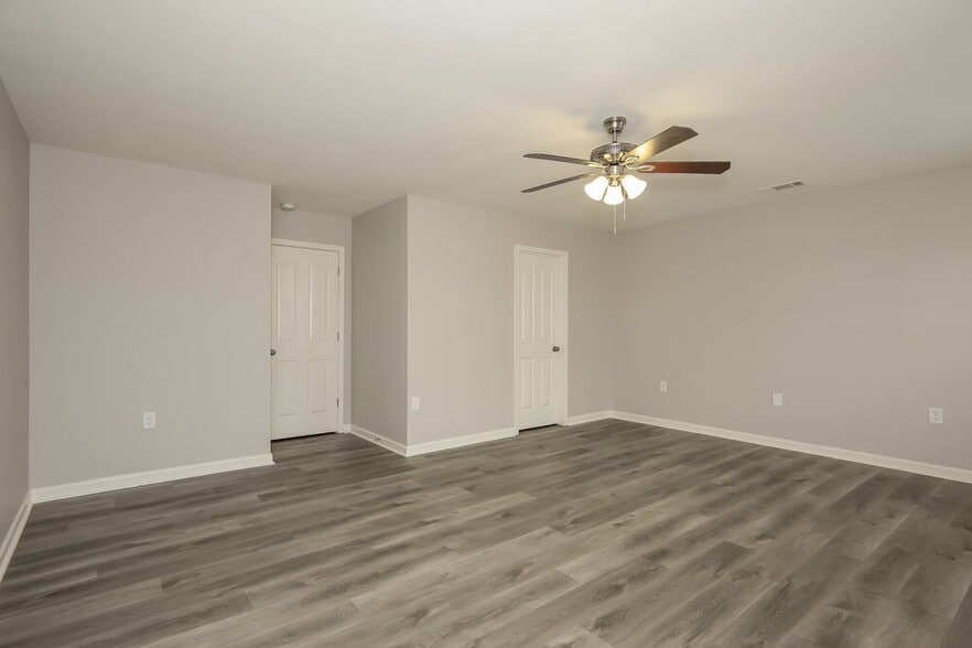 Building Photo - 4234 Grant Martin Dr