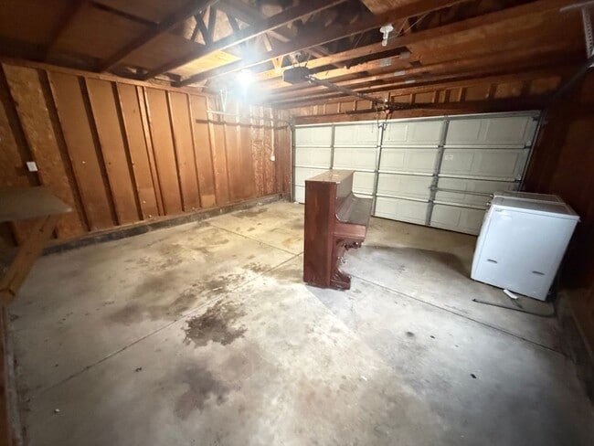 Building Photo - Charming 3-Bedroom Home – Walking Distance to Birkdale Village!