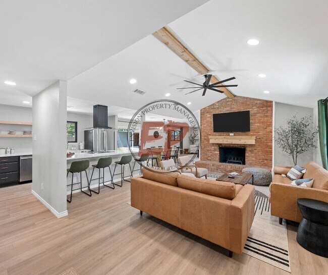 Building Photo - 1190 Greenwood Ln