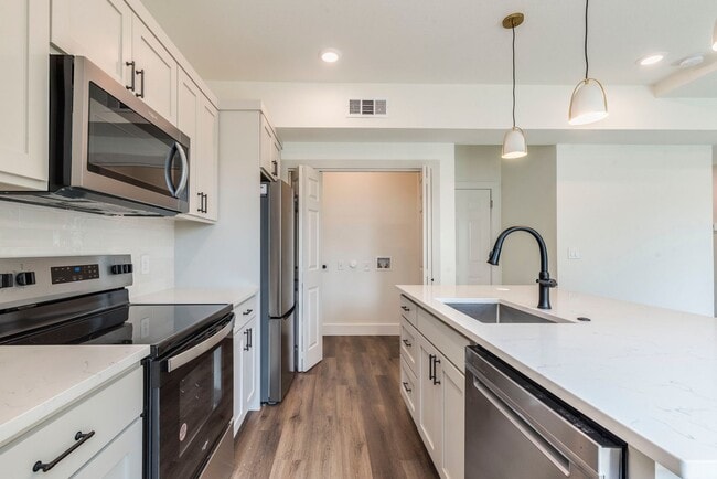 Building Photo - 3702 Tower View Ct