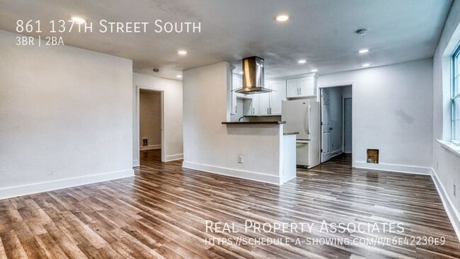 Building Photo - 861 137th St S
