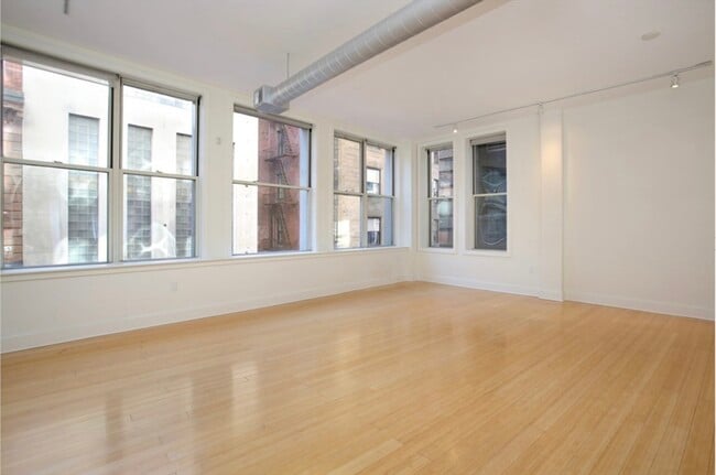 Building Photo - 43 Winter St