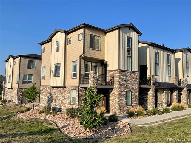 Building Photo - 1584 Castle Creek Cir