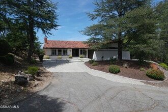 Building Photo - 2080 Channelford Rd