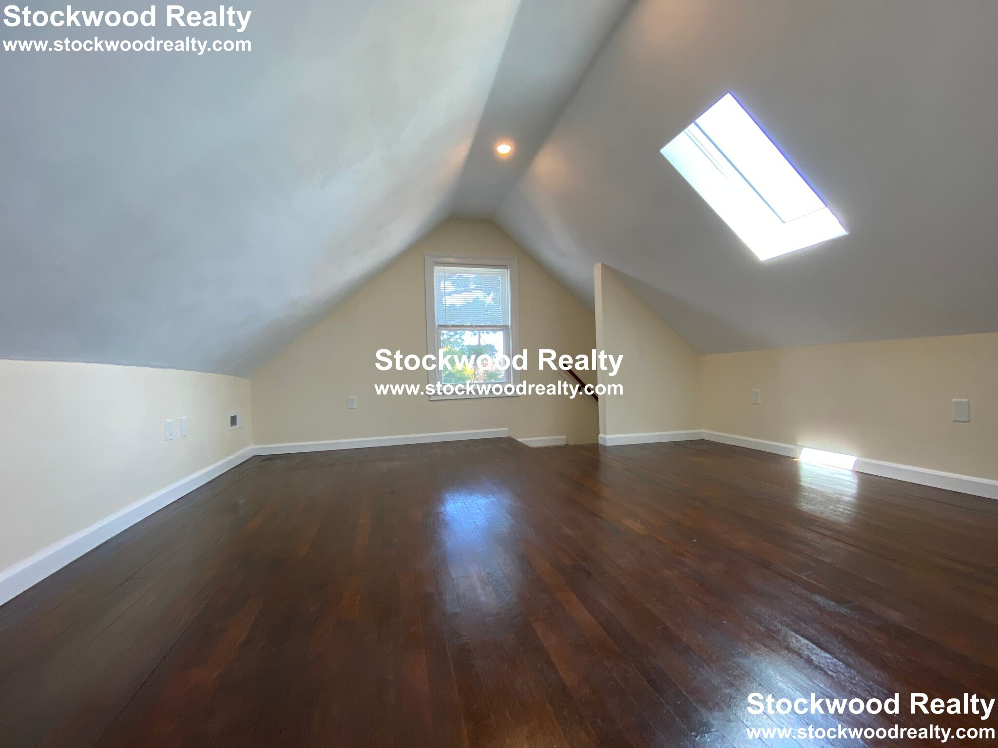 Building Photo - 18 Haverford St