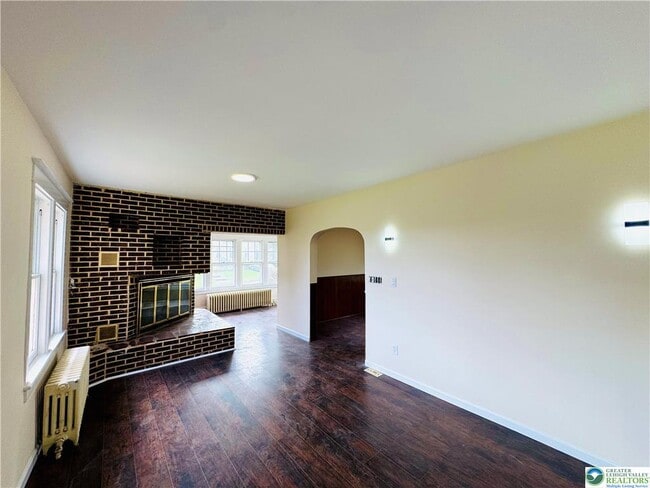 Building Photo - 2619 Broad St