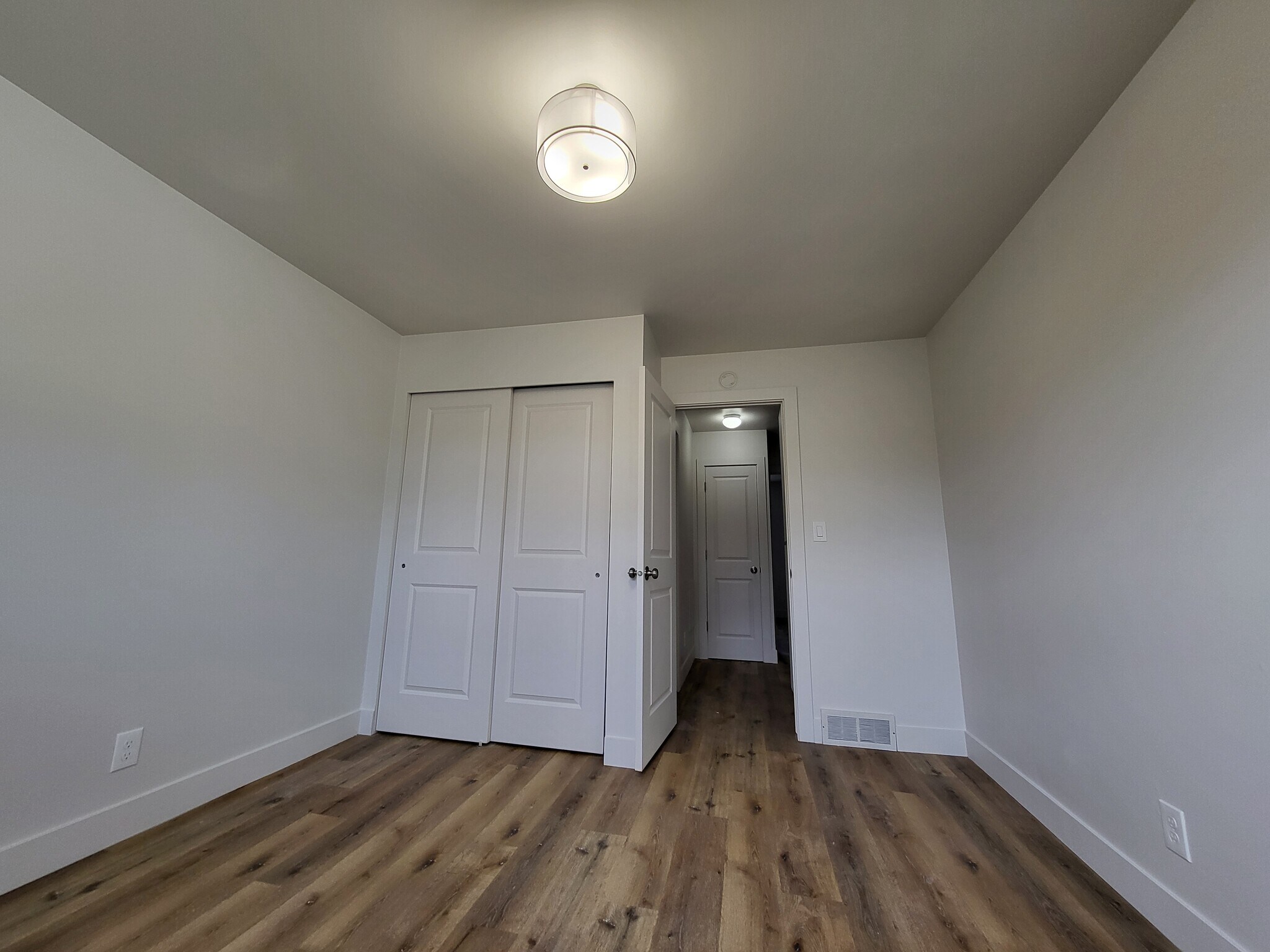 upstairs bedroom facing the backyard - 3224 S Verdant Cir