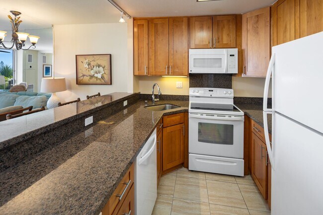 Building Photo - Cozy Marina-Front Condo – 1BR at Ilikai Ma...
