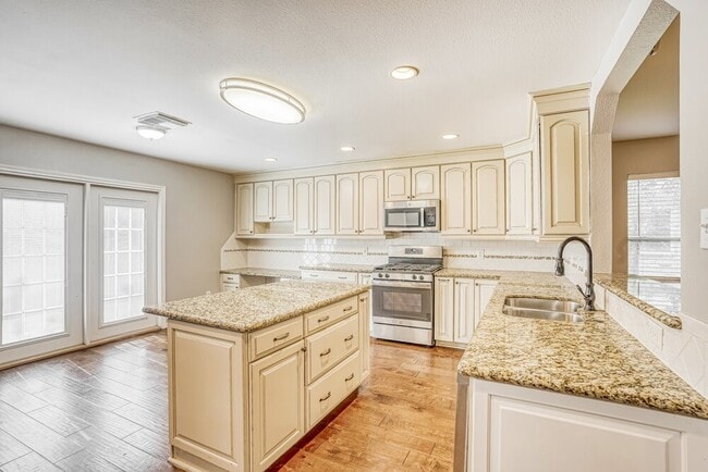Building Photo - 3502 Wheatmeadow Ln