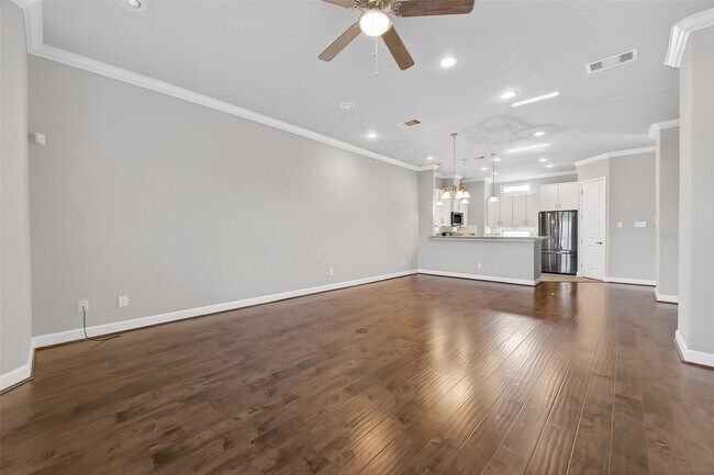 Building Photo - 4208 Old Spanish Trl