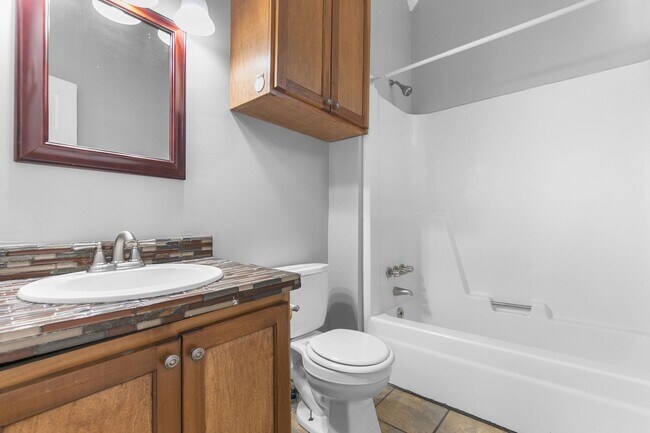 Interior Photo - Aura on 14th