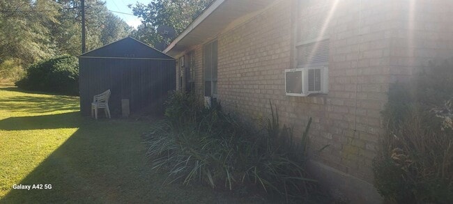 Building Photo - 207 Shepherd Dr