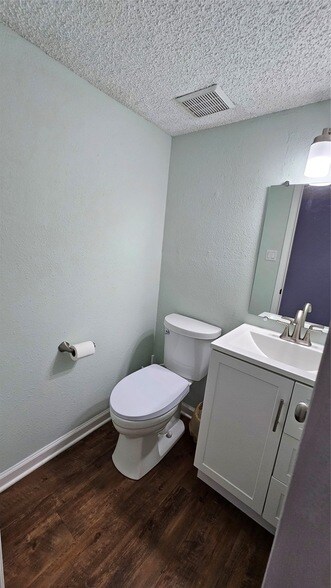 Building Photo - 7508 Stewart Rd