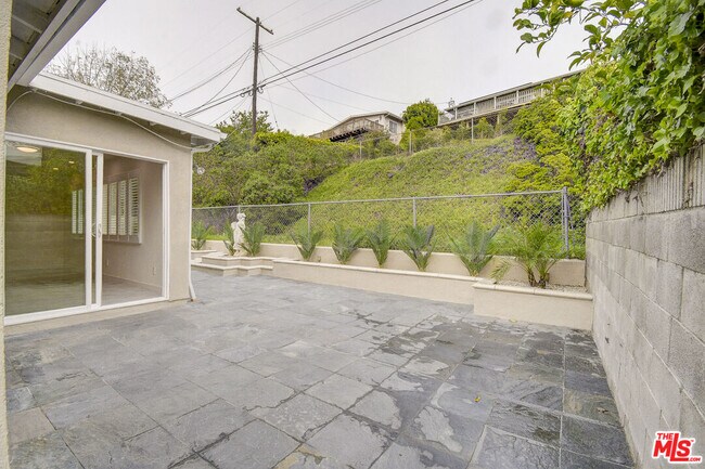 Building Photo - 8310 Pershing Dr