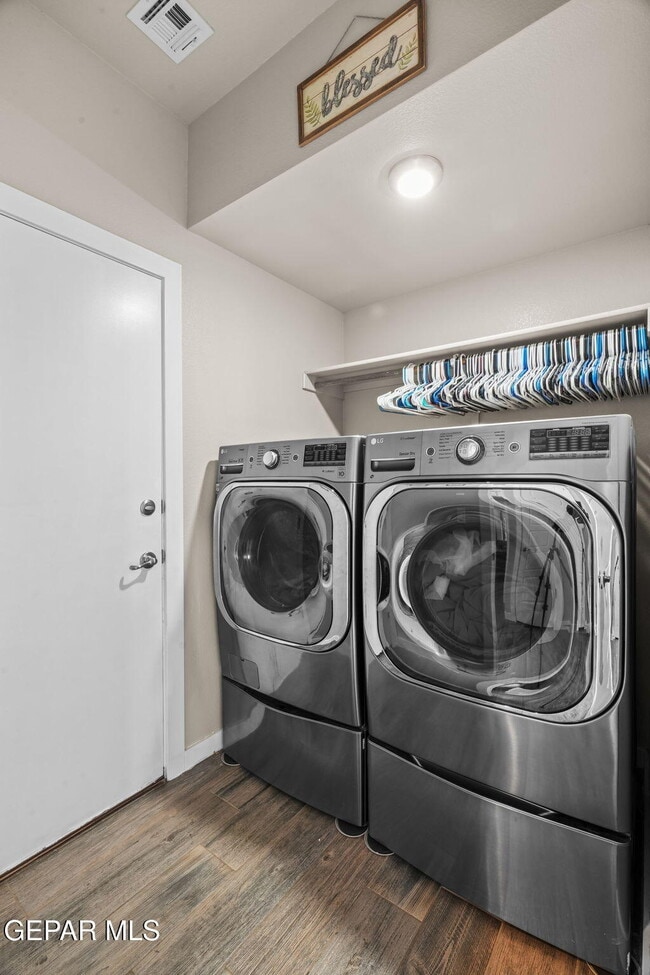 Building Photo - 15112 Purpose Ave