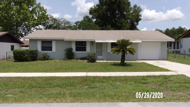 Primary Photo - 3 Bedroom 1 Bath available in Marion Oaks