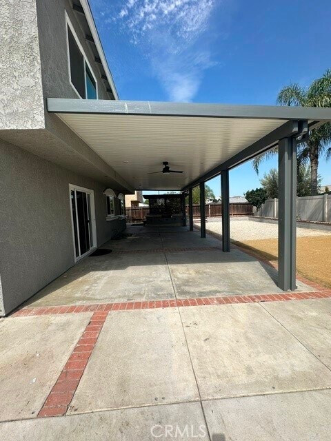 Building Photo - 26286 Topanga Way