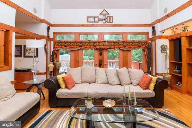 Building Photo - 23615 Quail Hollow Cir