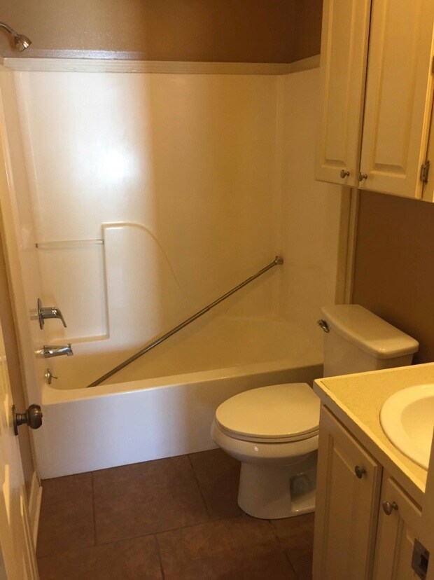 Downstairs Bathroom - 2887 W Barnett Springs Ave