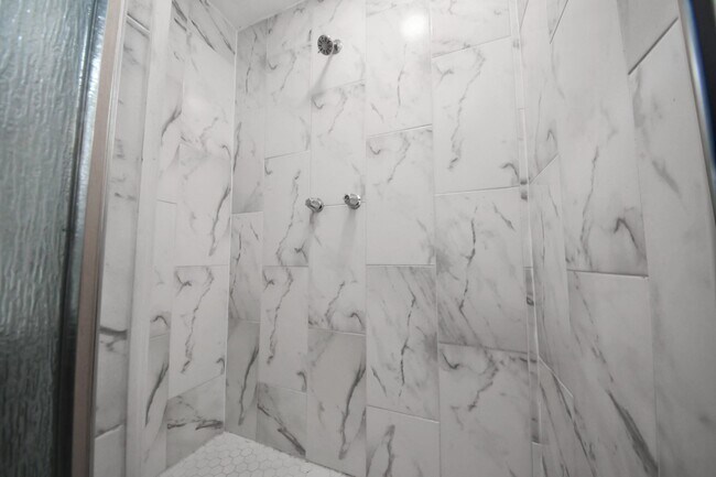 Building Photo - 11607 Neff St