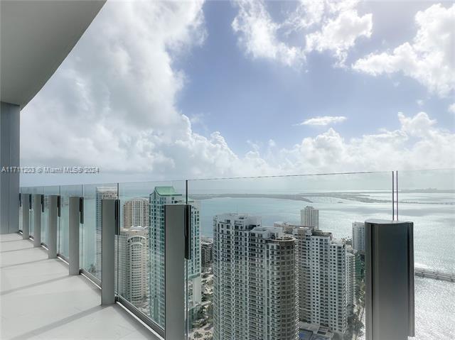 Building Photo - 300 Biscayne Boulevard Way