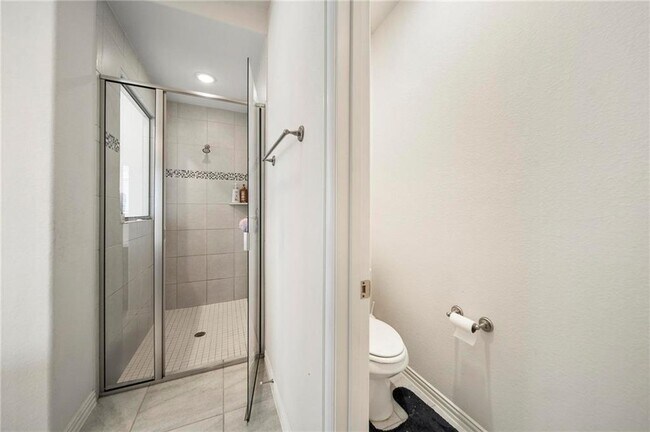 Building Photo - 253 Fannin Battleground Ln