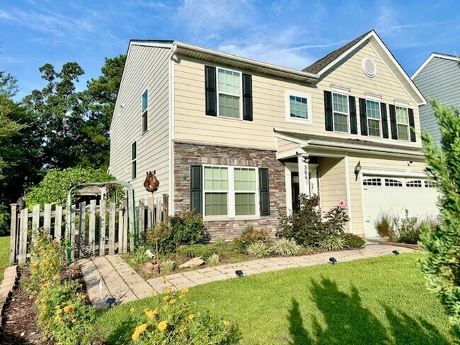 Building Photo - 308 Placid Dr
