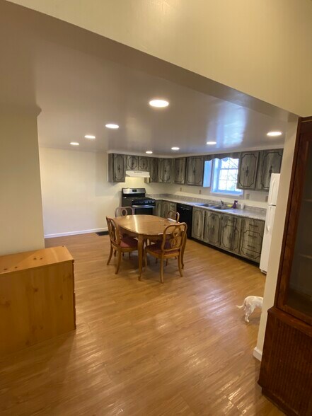 Building Photo - 311 S Pennsylvania Ave