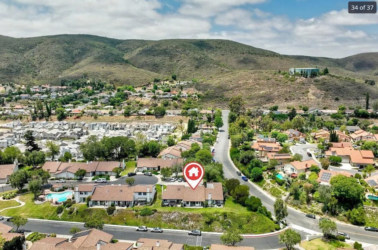 Located near Black Mountain trail system - 14787 Caminito Orense Oeste