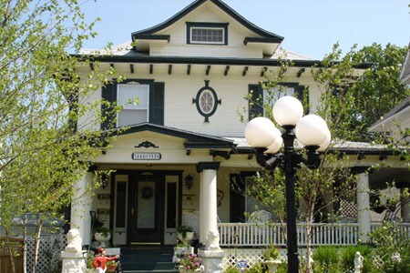 Front view - 3550 East Douglas Avenue