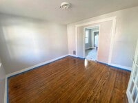 Building Photo - 926 Sunset Ave